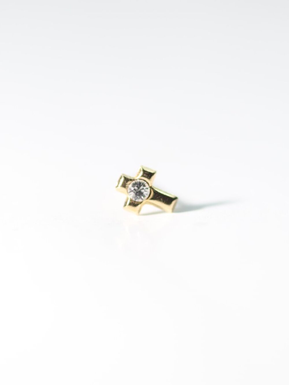 9kt. Gold Nose Piercing with mini crystal cross 22 gauge New